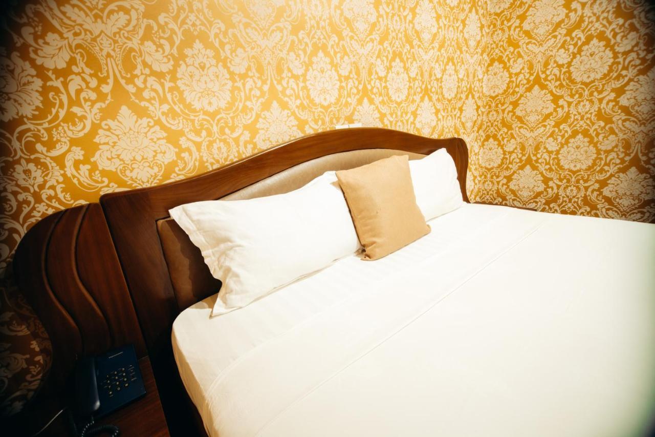 Plus 33 Hotel Nungua Екстериор снимка