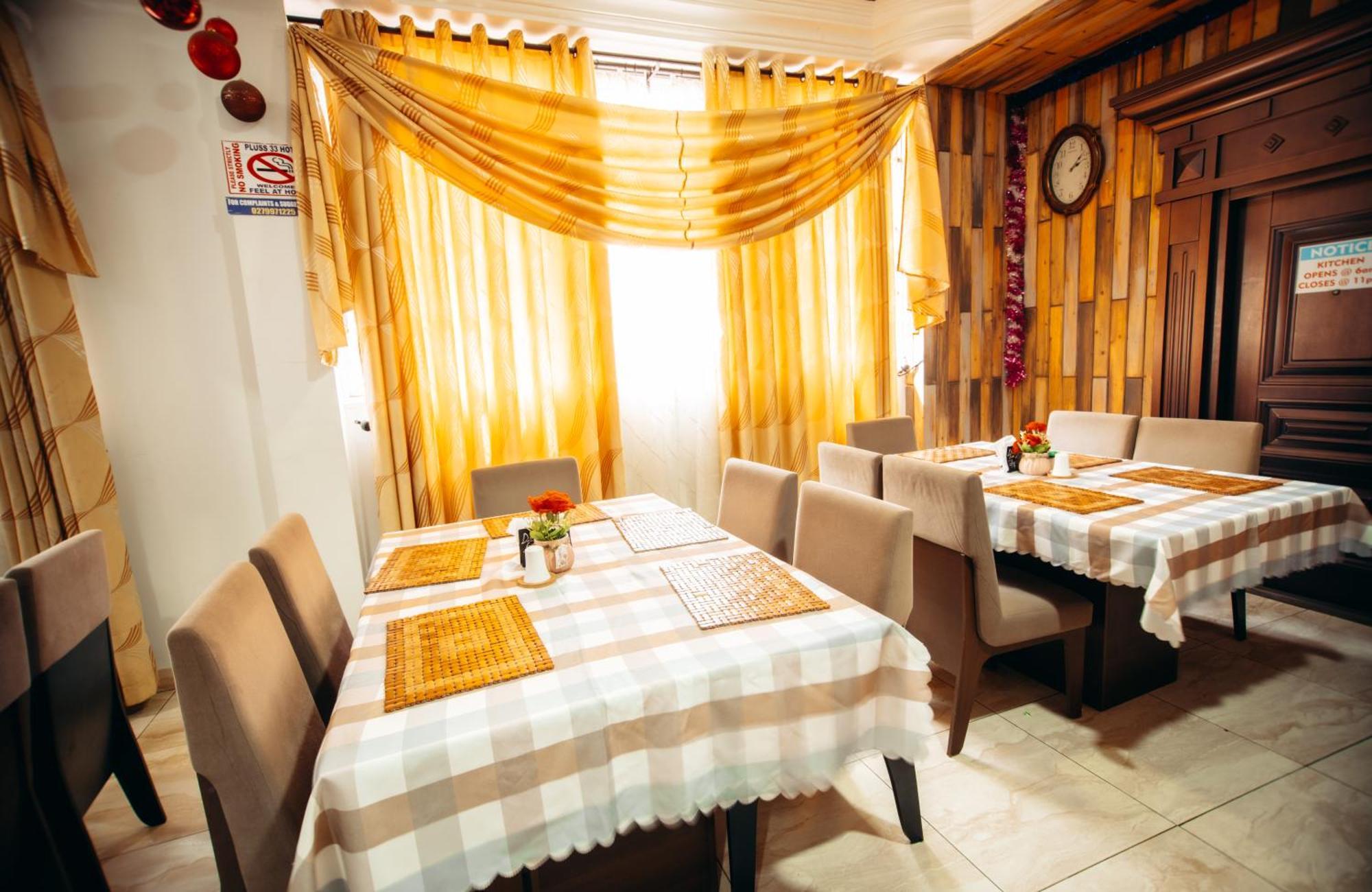 Plus 33 Hotel Nungua Екстериор снимка